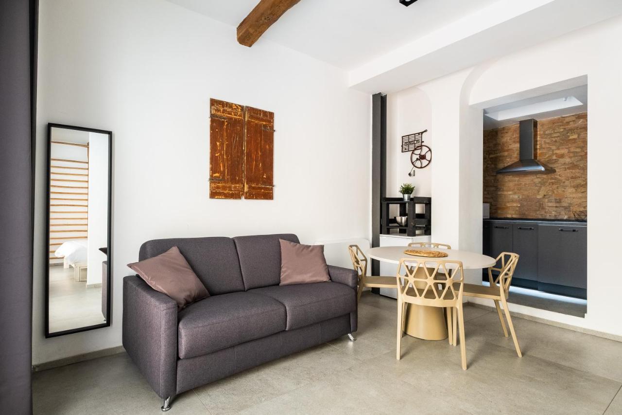 San Michele Apartments By Wonderful Italy Болоня Екстериор снимка