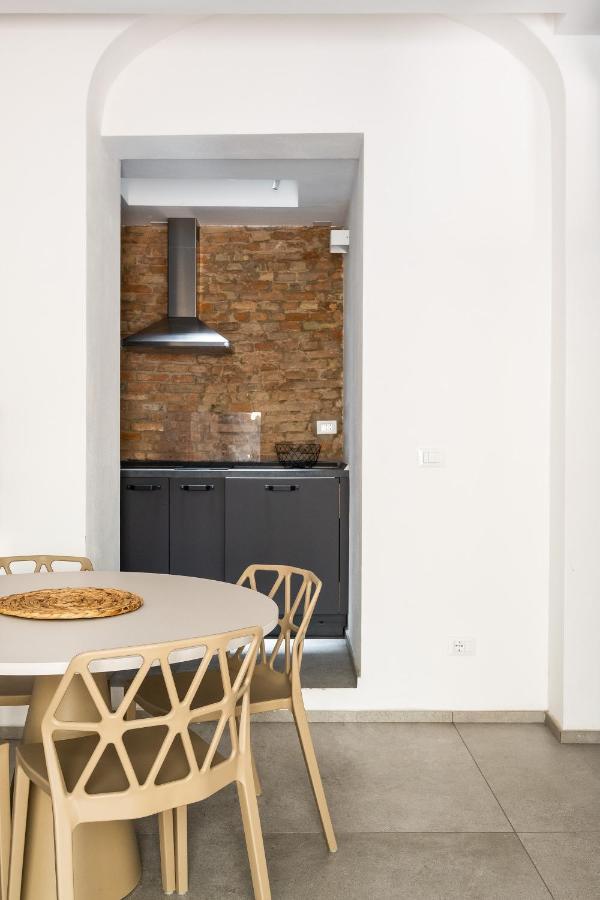San Michele Apartments By Wonderful Italy Болоня Екстериор снимка